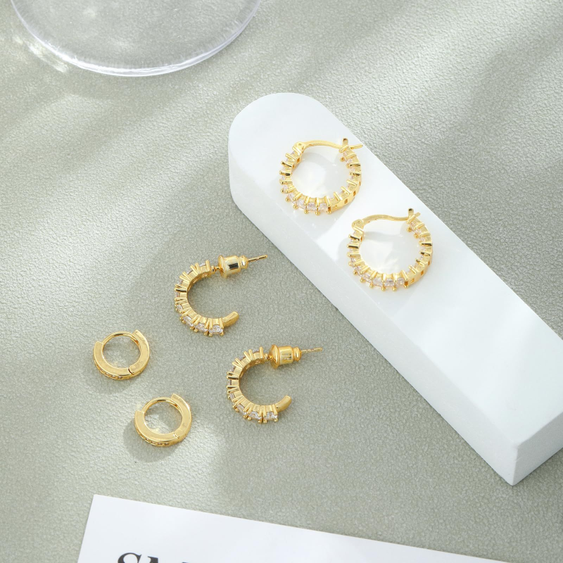 Sparkling Zirconia Chunky Hoop Earrings