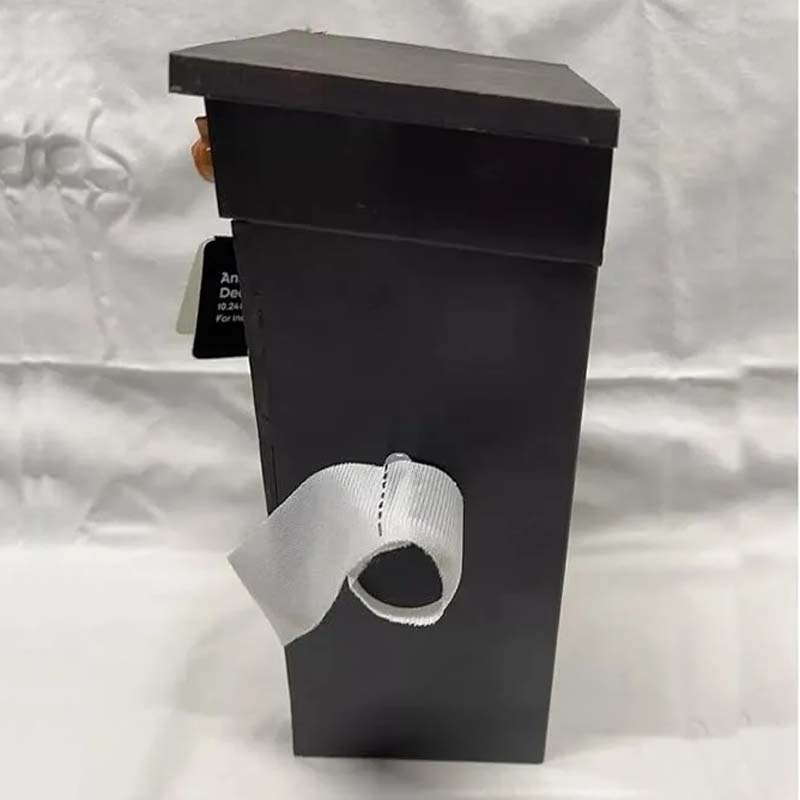 Rolig Mummy Outhouse Toy