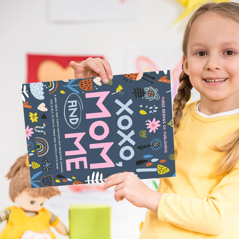 Mom and Me Diary - A Pass Back and Forth Mother and Daughter Journal for Girls to Write