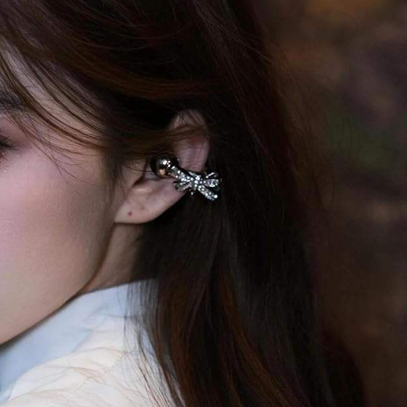 Sparkling Butterfly Bow Clips for Earbuds