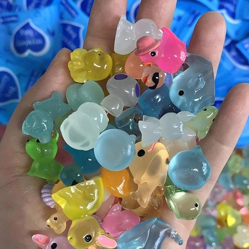 Mini Resin Animal Decorating Ornaments