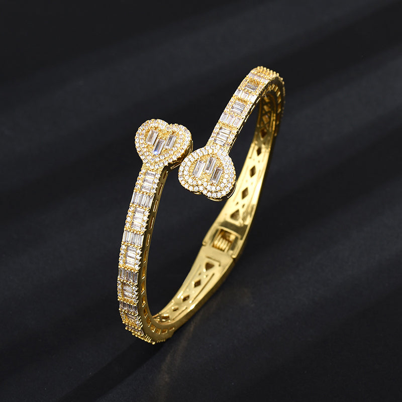 Heart-shaped Bracelet Jewelry