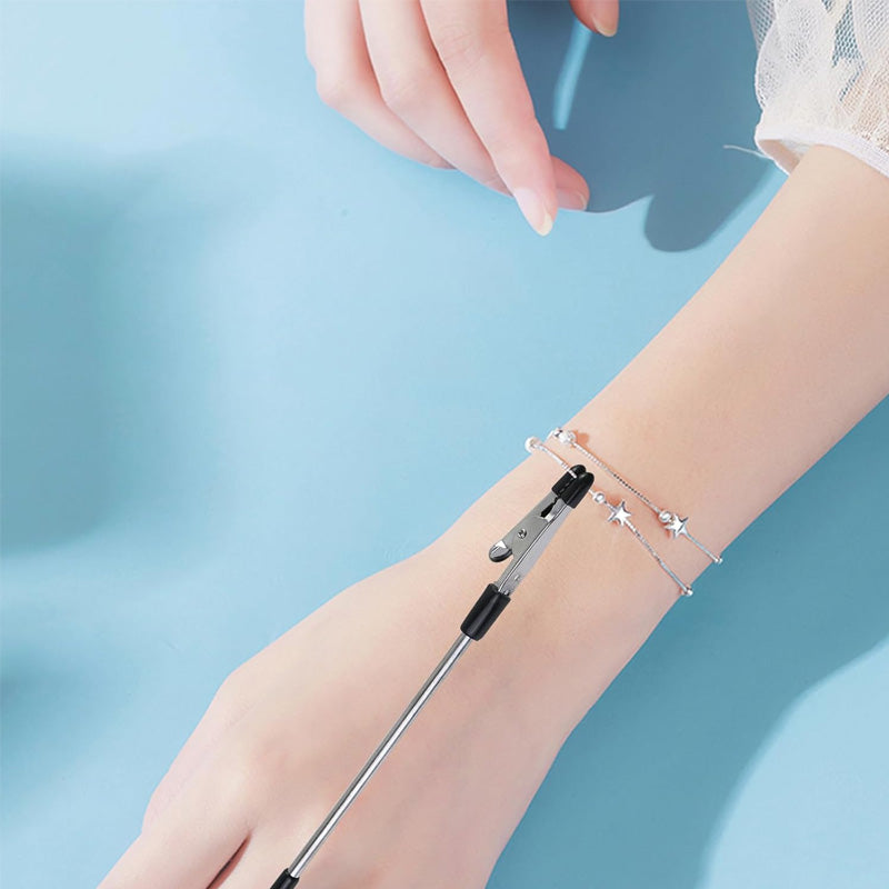 Bracelet Fastener Helper Tool