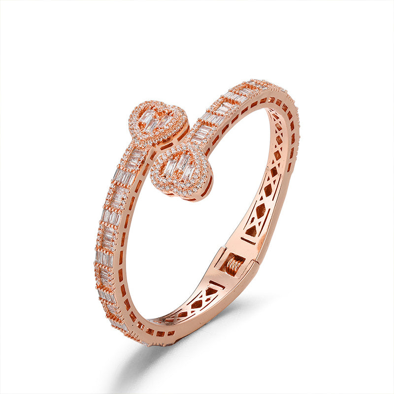 Heart-shaped Bracelet Jewelry