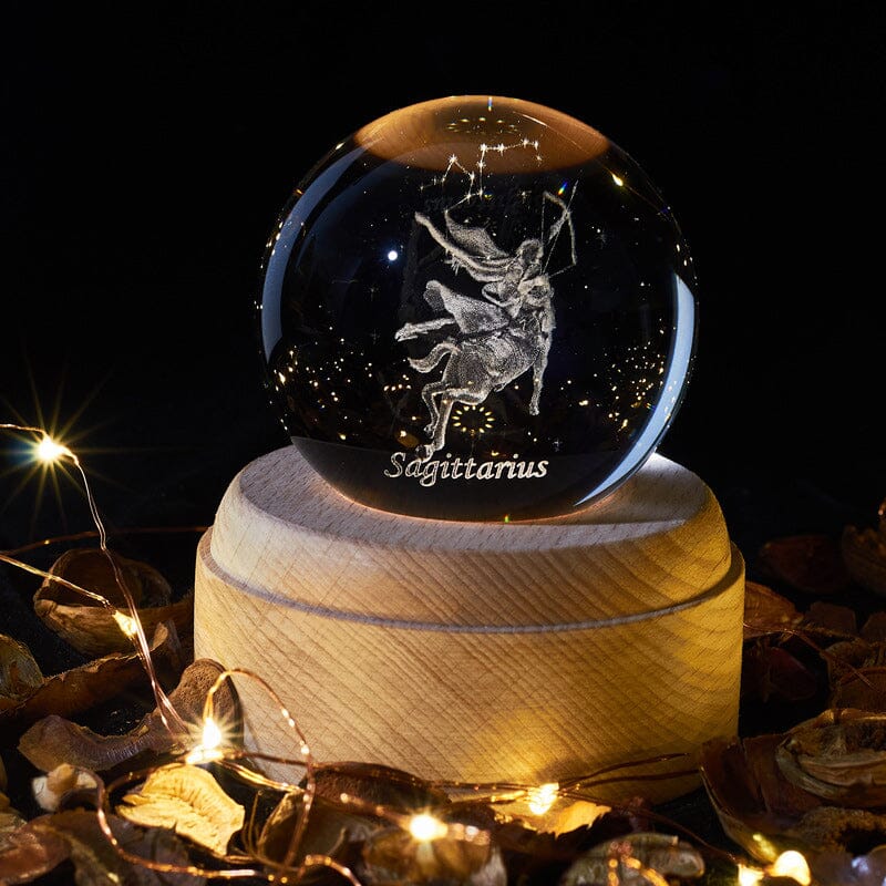 Nattlampa med lysande kristallkula