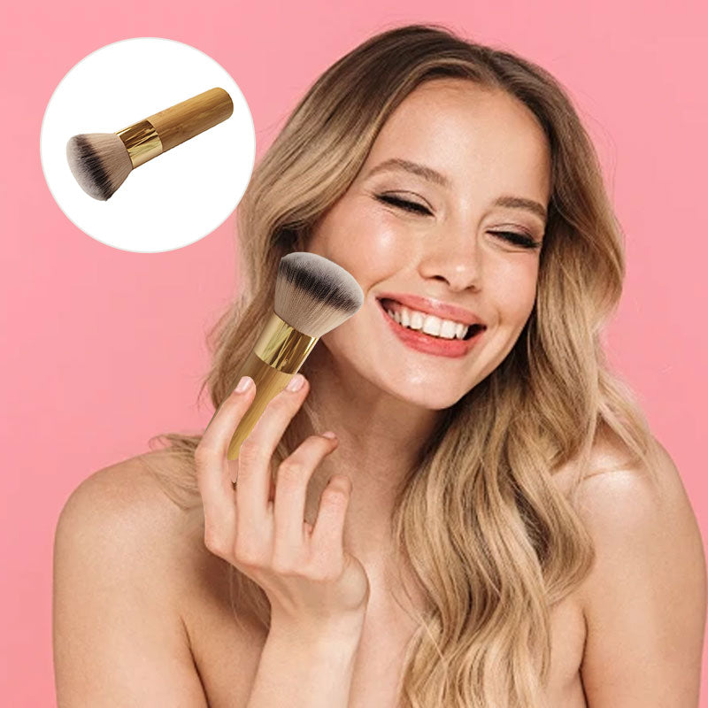 Fluffy Dome Foundation Brush