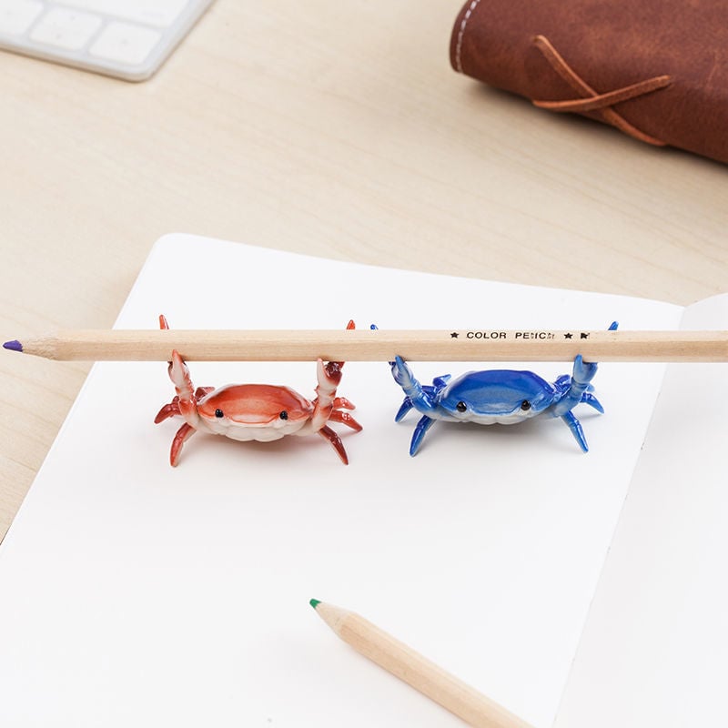 Realistic Crab Shaped Pen Holder