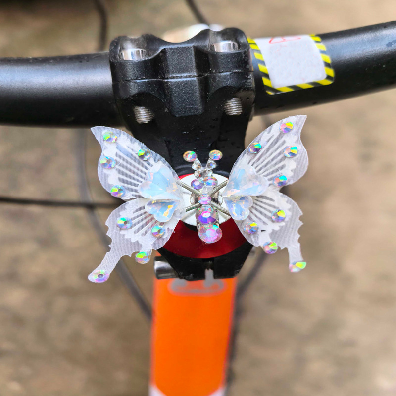 4 PCS Flying Butterfly Decor