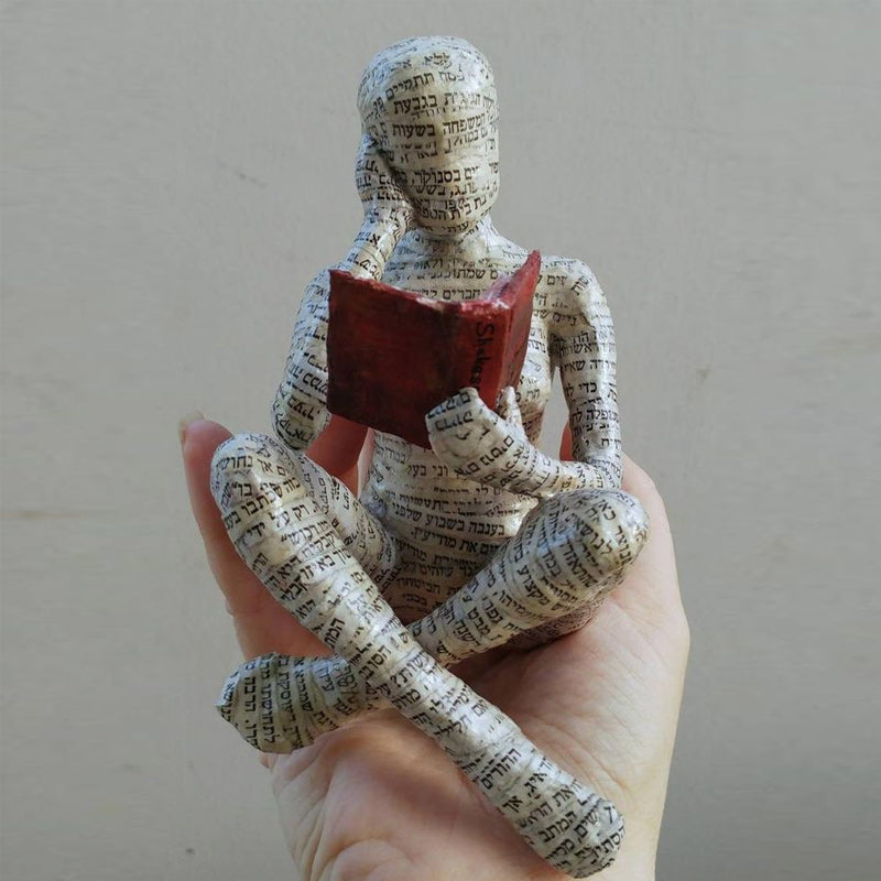 Resin Ornament Hantverk i form av en lärd