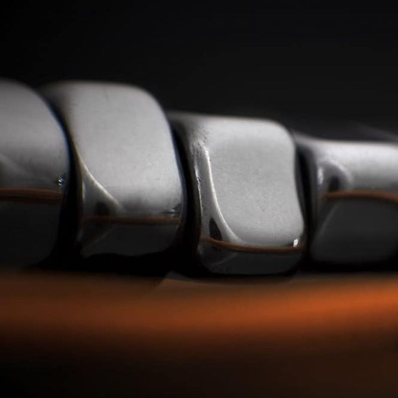 Magnetisk actionbrädspel