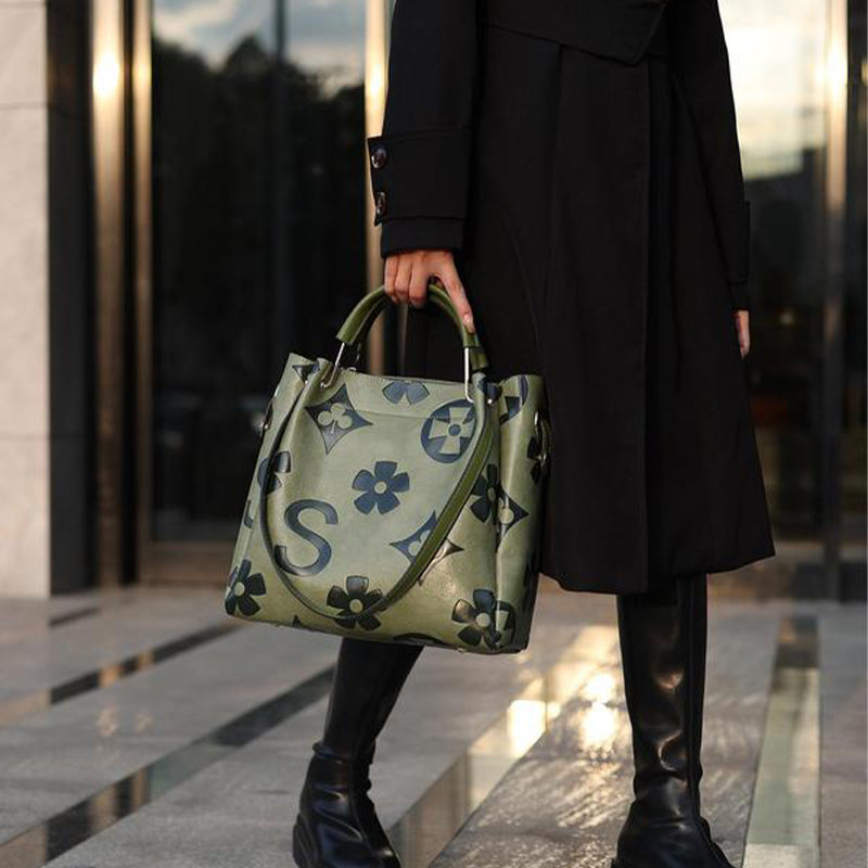 Women's Fashionable Floral Embossed Handbag