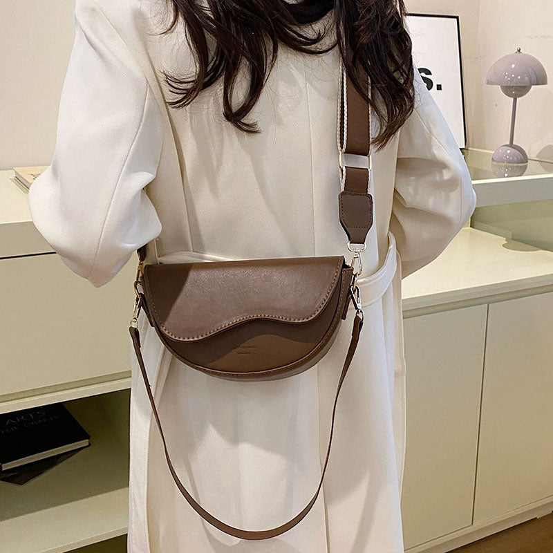 Women’s Fashion Saddle Crossbody Bag with Wide Strap