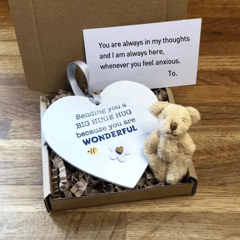Trähjärtficka Teddy Bear Kram