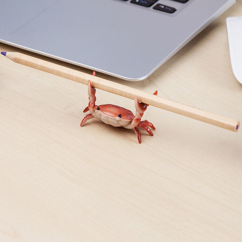 Realistic Crab Shaped Pen Holder