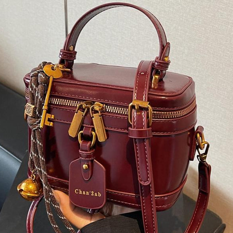 Women's Elegant Minimalist Handbag