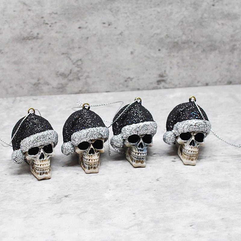 Miniskelett med julhatt