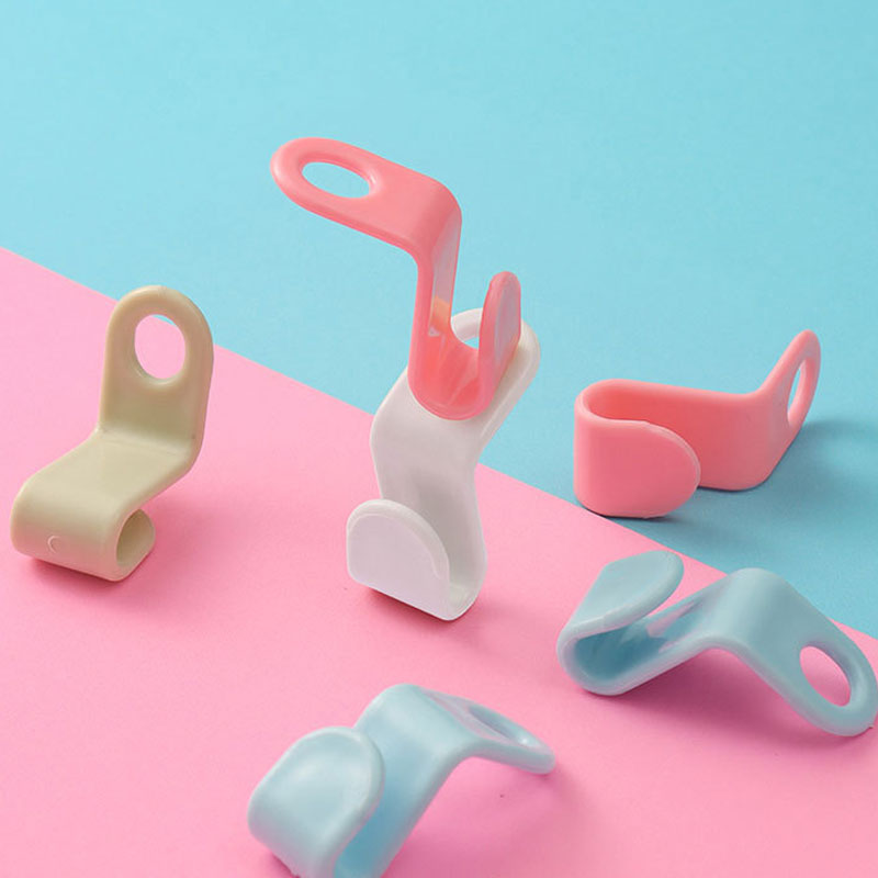200 PCS - Clothes Hanger Connector Hooks