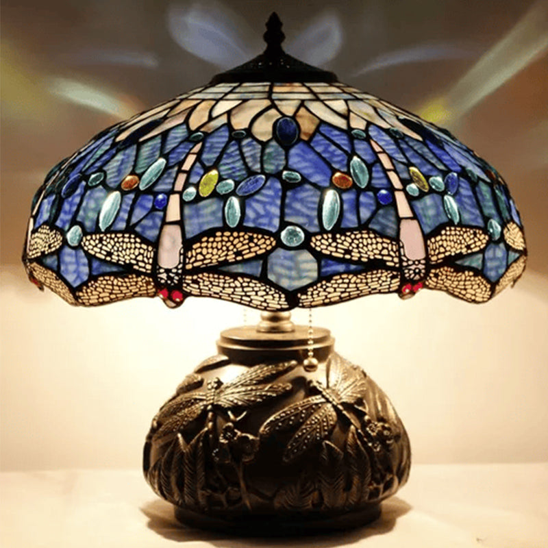 Tiffany-style Dragonfly Table Lamp