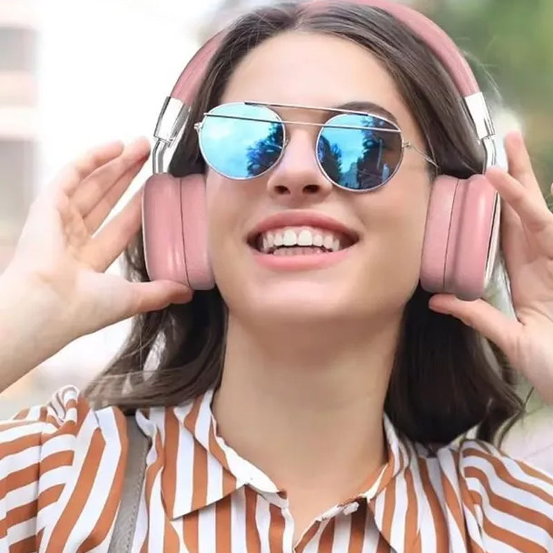 Wireless Headphones with Built-in Microphone