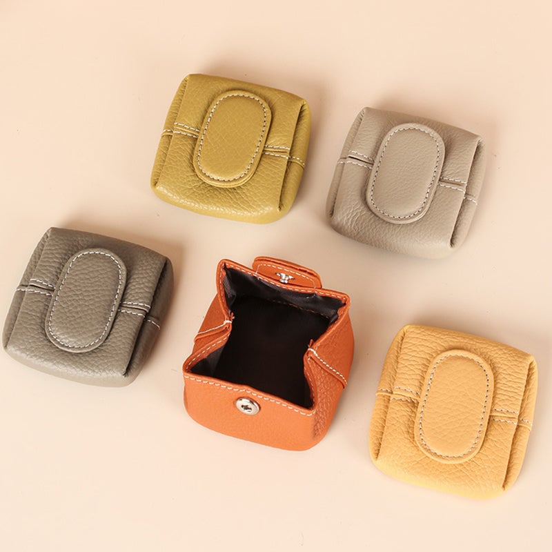 Enfärgad minimyntväska