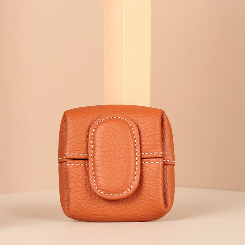 Enfärgad minimyntväska